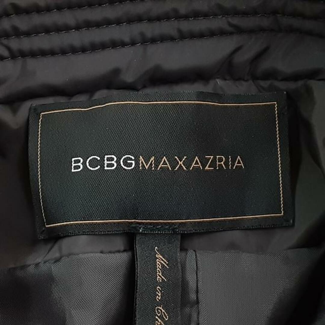 BCBGMAXAZRIA(ビーシービージーマックスアズリア)のビーシービージーマックスアズリア レディースのジャケット/アウター(ダウンジャケット)の商品写真