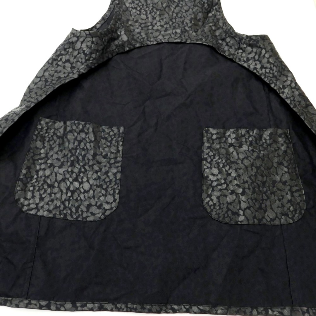 BLACK COMME des GARCONS(ブラックコムデギャルソン)の【中古】【未使用】ブラックコムデギャルソン BLACK COMME des GARCONS 2021年春夏 ポリエステル レオパード柄 ベスト ブラックxグレー【サイズS】【ユニセックス】 レディースのトップス(ベスト/ジレ)の商品写真