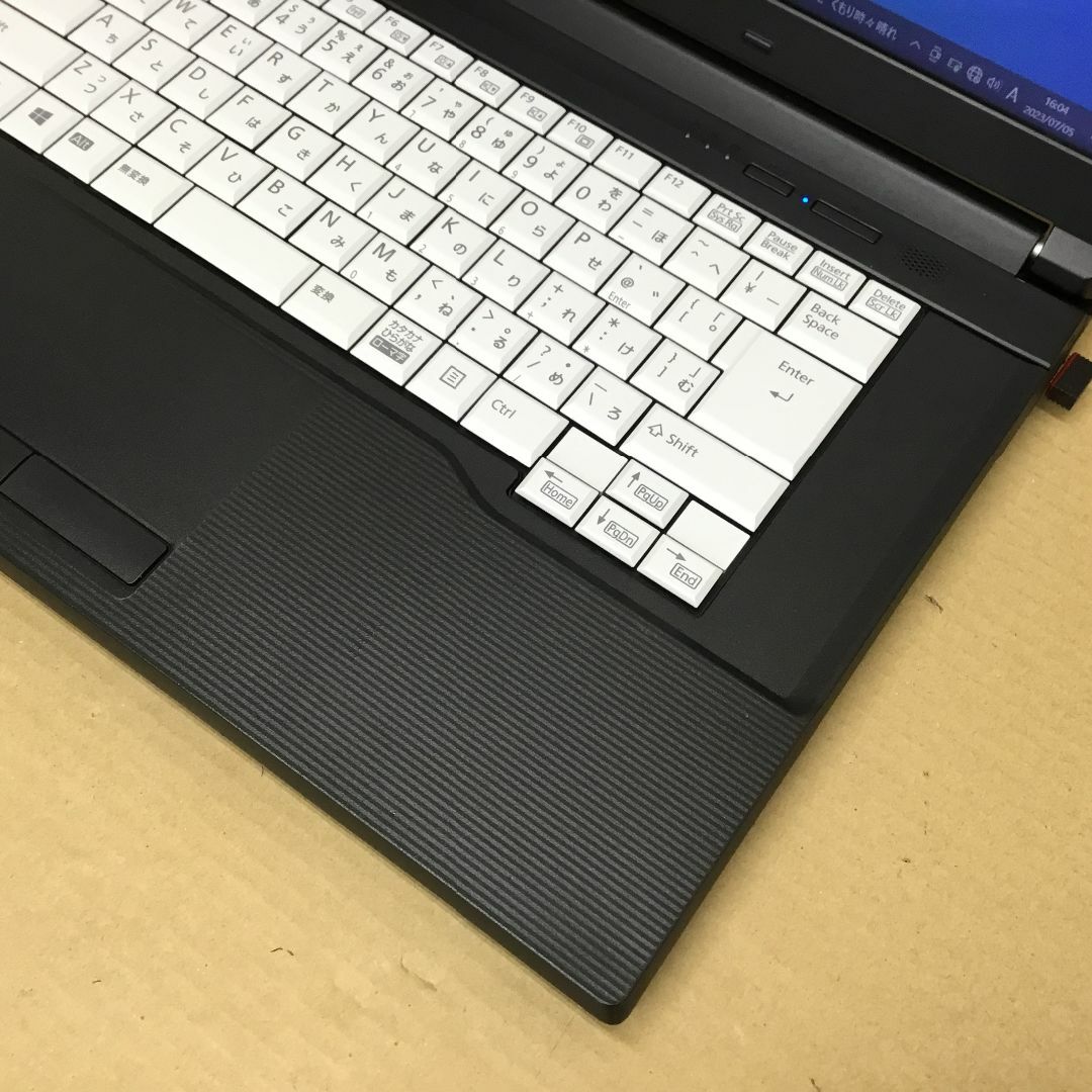 ノートパソコン Officeソフト FUJITSU A561/C