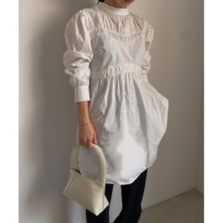 Ameri TUCK SLEEVE BACK GATHER TUNIC ブラウス