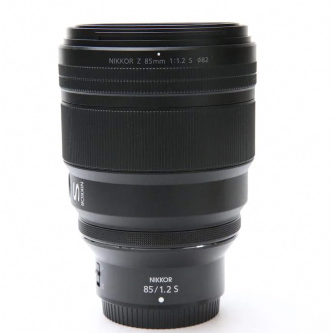 ニコン NIKKOR Z 85mm f/1.2 Sカメラ