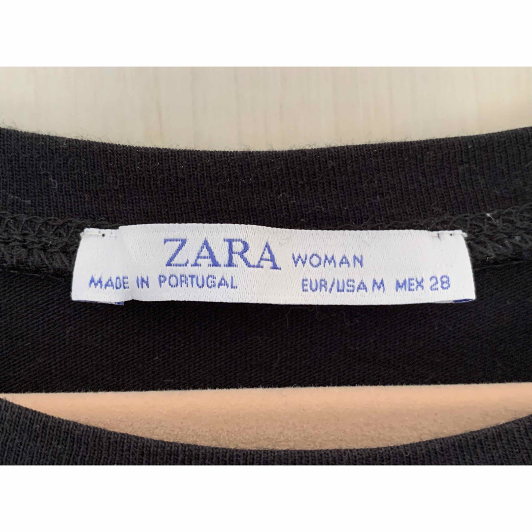 ZARA(ザラ)のZARA ザラ　Tシャツ　ブラック　黒　お洒落　シンプル レディースのトップス(Tシャツ(半袖/袖なし))の商品写真