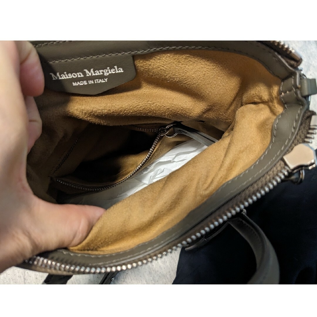 Maison Martin Margiela(マルタンマルジェラ)の値下げ　メゾンマルジェラ 5AC 2 WAY ショルダーバッグ　グレー　ミニ レディースのバッグ(ショルダーバッグ)の商品写真