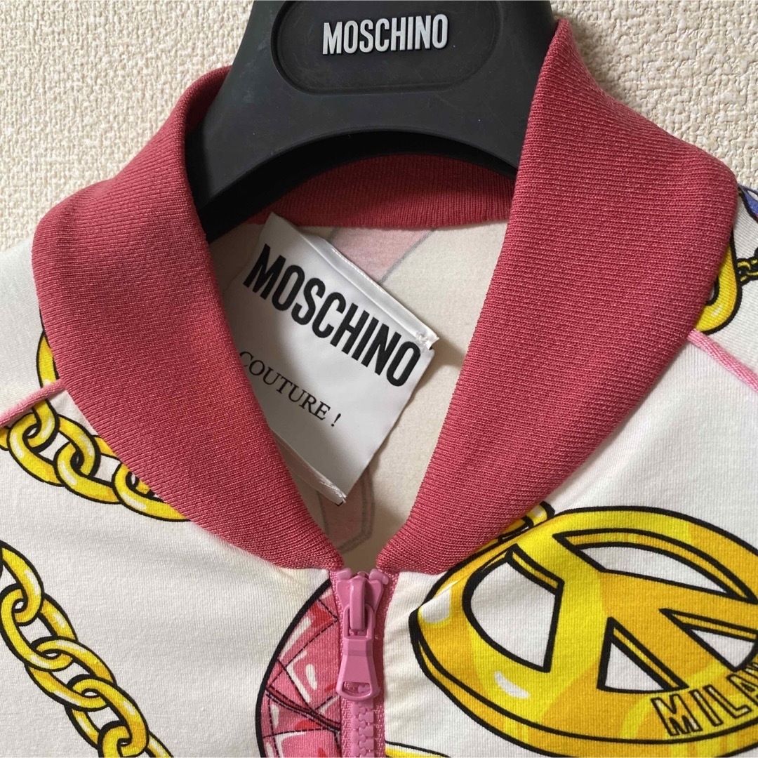 【新品タグ付き】MOSCHINO モスキーノ ショート丈パーカー　レア