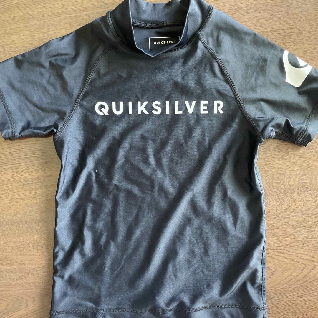 QUIKSILVER(クイックシルバー)のラッシュガード キッズ/ベビー/マタニティのキッズ服男の子用(90cm~)(水着)の商品写真