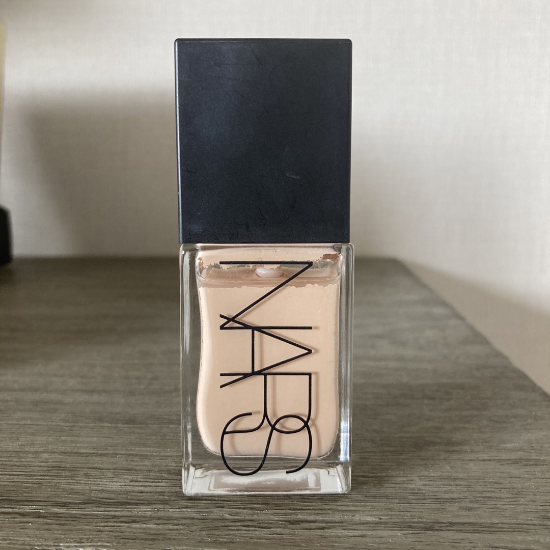 NARS ライトリフレクティングファンデーション02166 Mont Blanc