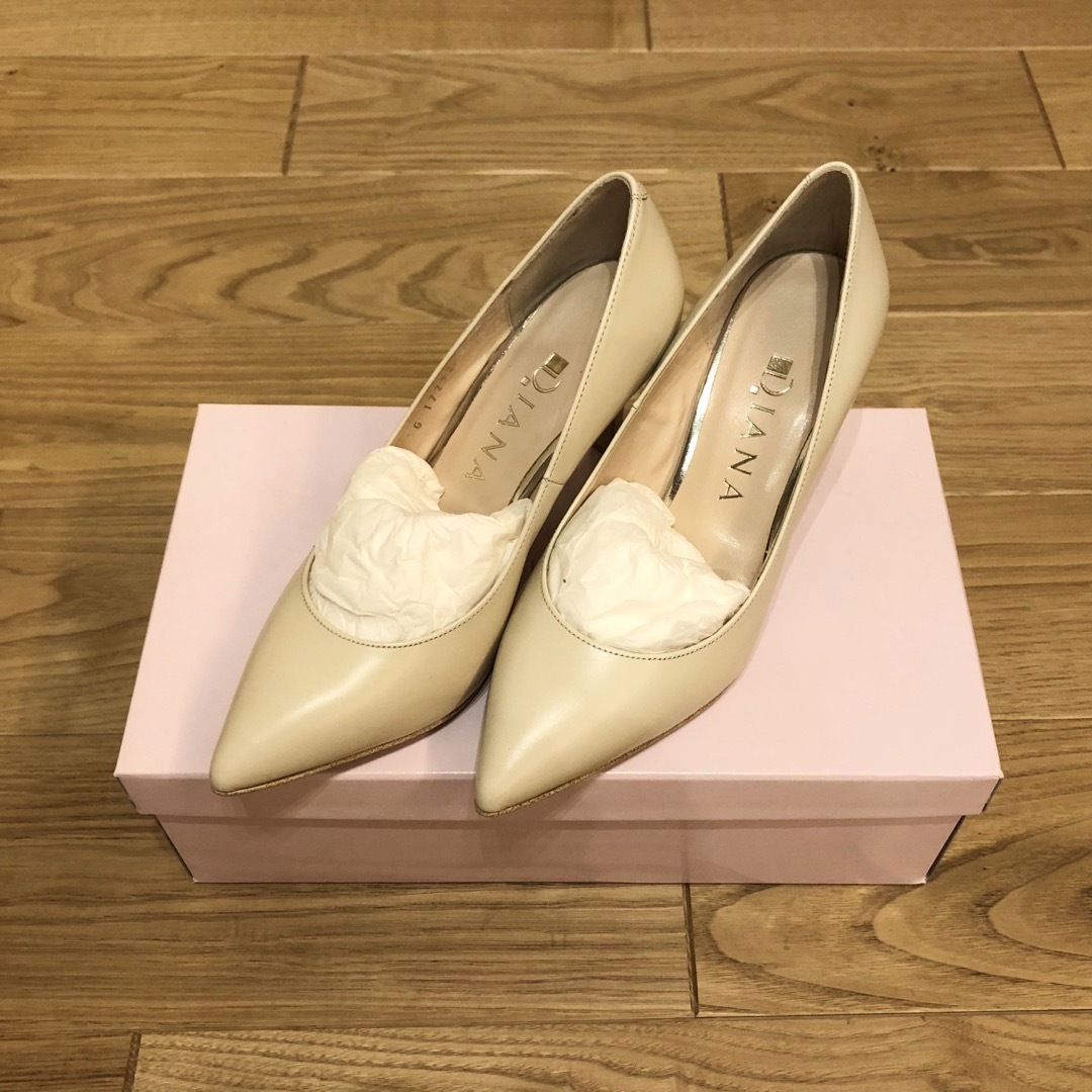 DIANA パンプス　新品