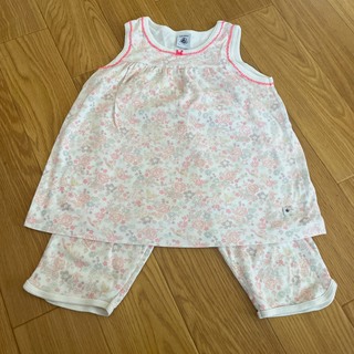 プチバトー  PETIT BATEAU 可愛い　小花　パジャマ　ノースリーブ　(パジャマ)