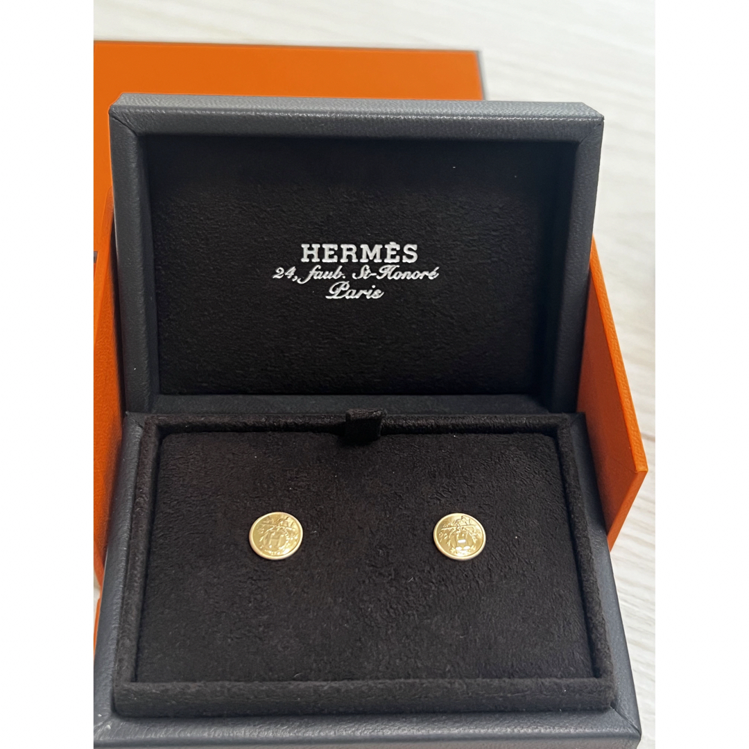 【新品·未使用】エルメス HERMES エクスリブリス ピアス TPM K18のサムネイル