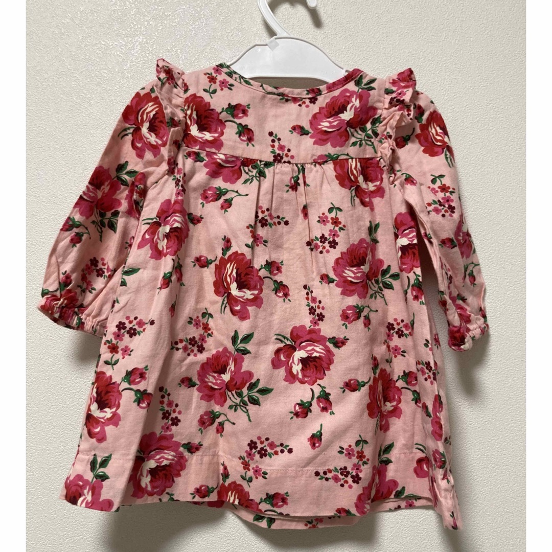 babyGAP(ベビーギャップ)のワンピース シャツワンピ 70 babygap ピンク 花柄 キッズ/ベビー/マタニティのベビー服(~85cm)(ワンピース)の商品写真