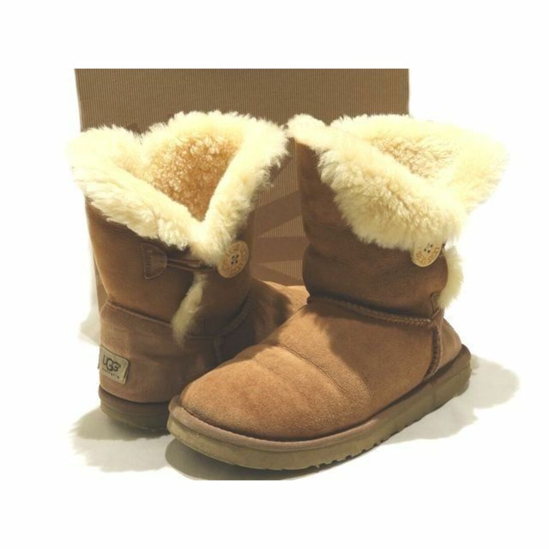 正規品 UGG Australia アグ  ボア ベイリーボタン ミニ ムートン