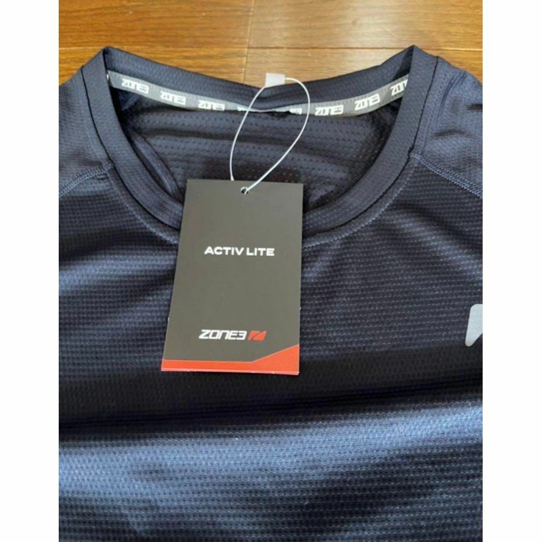 ★新品 Zone3 Ｔシャツ トライアスロン L ランニング ウエア メンズ スポーツ/アウトドアのトレーニング/エクササイズ(トレーニング用品)の商品写真