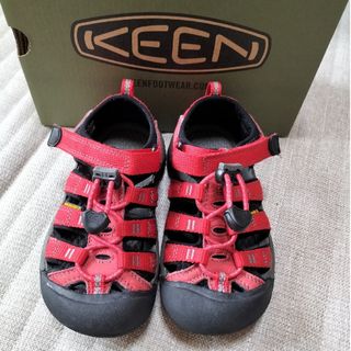 キーン(KEEN)の【KEEN】キッズサンダル　赤　18cm(サンダル)