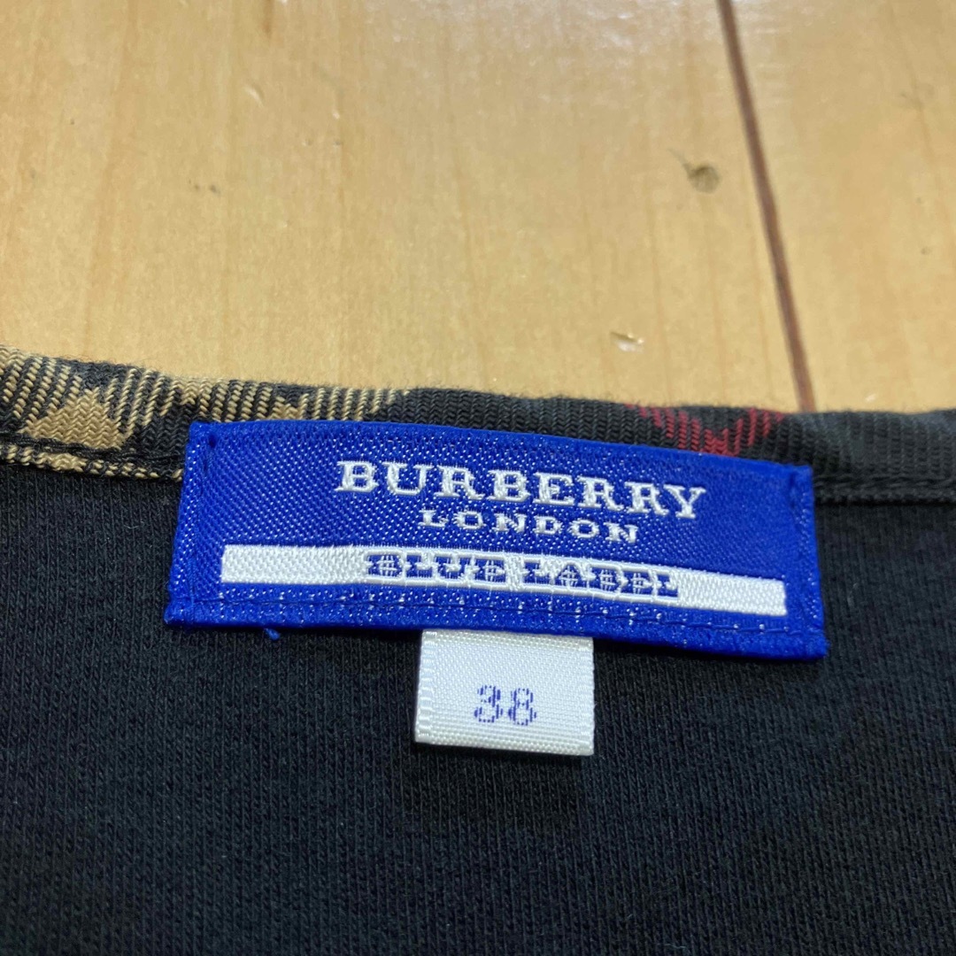 BURBERRY BLUE LABEL(バーバリーブルーレーベル)のバーバリーブルーレーベル　カーディガン　ノバチェック　38サイズ　ブラック レディースのトップス(カーディガン)の商品写真