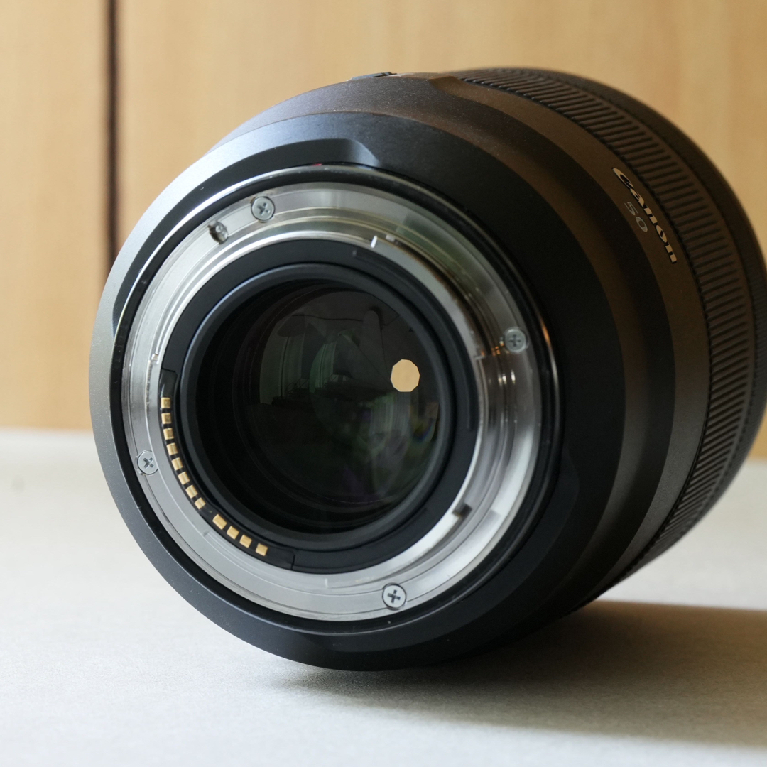 Canon(キヤノン)のCanonキャノン／RF50mm F1.2 L USM 単焦点 スマホ/家電/カメラのカメラ(レンズ(単焦点))の商品写真