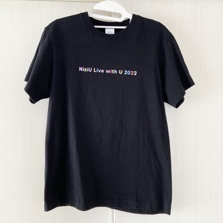 ニジュー(NiziU)のNiziU Tシャツ 黒 Sサイズ (アイドルグッズ)