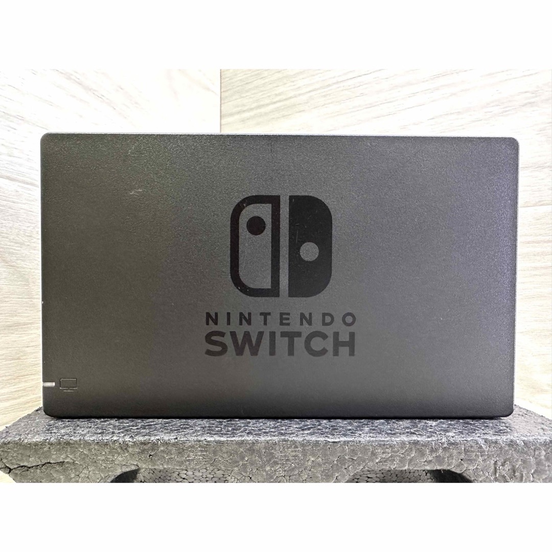 豪華おまけ付き！完全品ですぐに遊べる新型Nintendo Switch本体一式