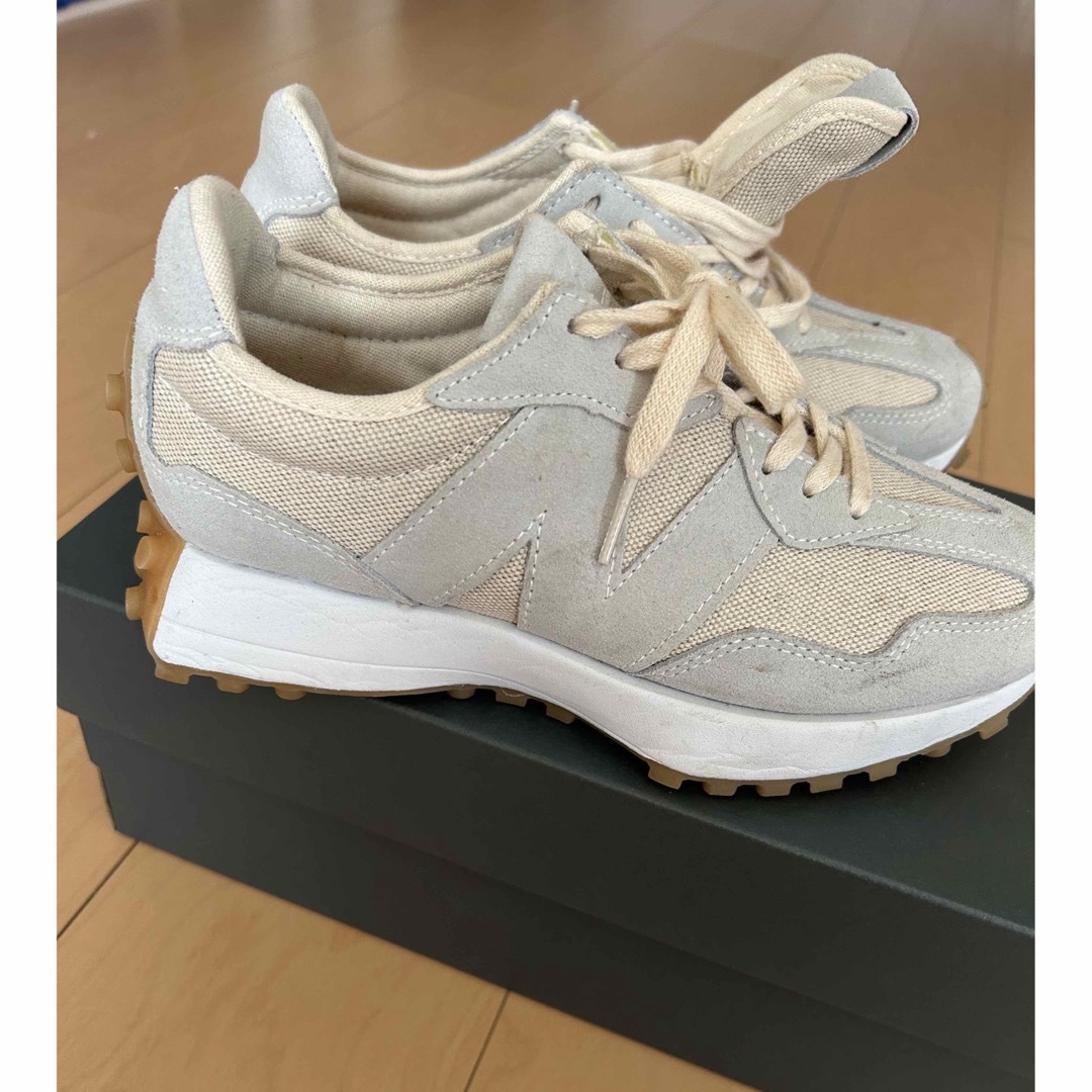 《新品、未使用》new balance ニューバランス WS327UND