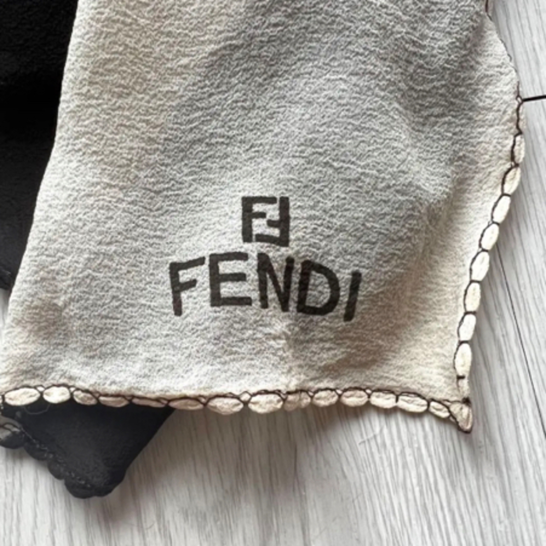 FENDI(フェンディ)のFENDI  フェンディ　スカーフ レディースのファッション小物(バンダナ/スカーフ)の商品写真