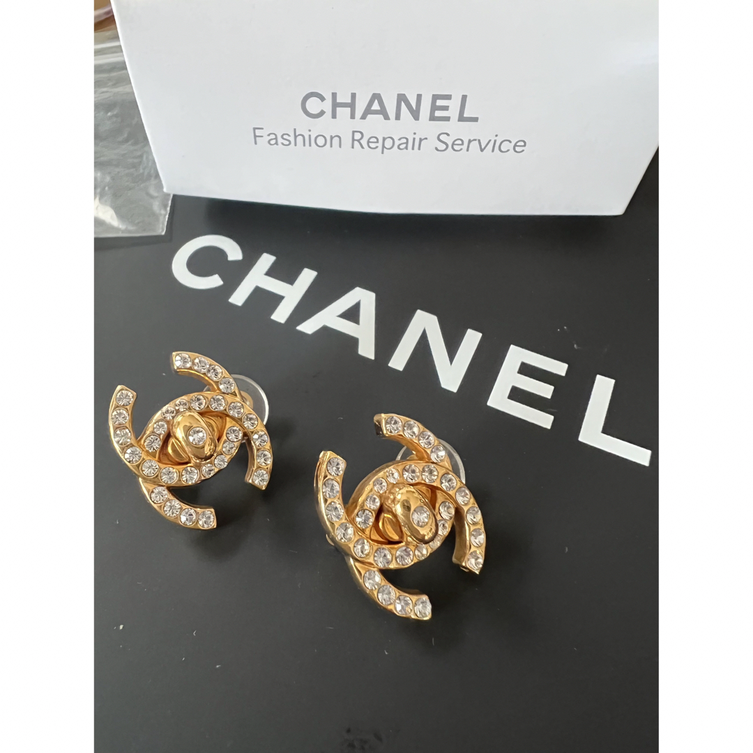 CHANEL(シャネル)の☆ CHANEL シャネル ☆  ヴィンテージ ターンロックキー  イヤリング レディースのアクセサリー(イヤリング)の商品写真