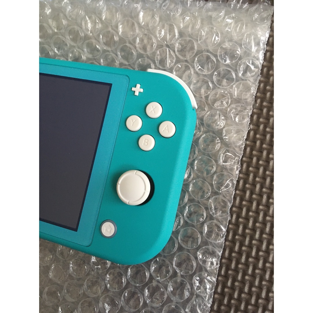 Nintendo Switch(ニンテンドースイッチ)のニンテンドースイッチライト ターコイズ Nintendo Switch エンタメ/ホビーのゲームソフト/ゲーム機本体(家庭用ゲーム機本体)の商品写真