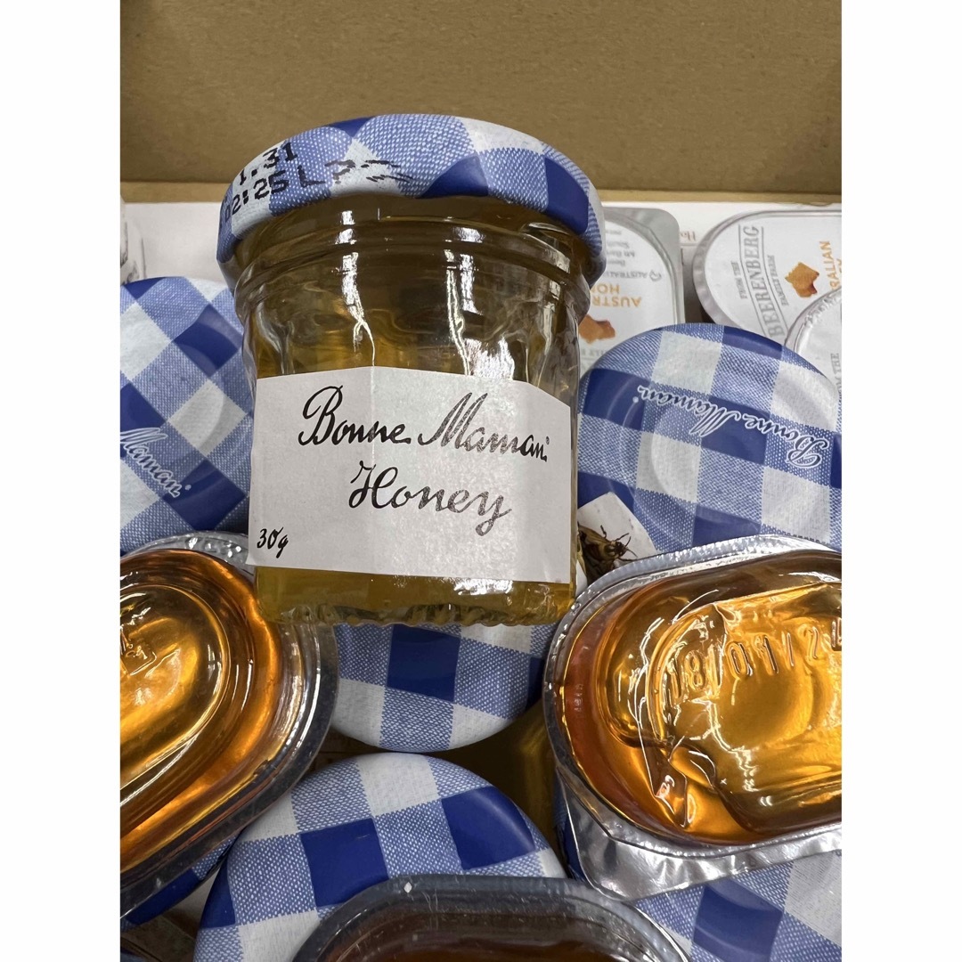 Bonne Maison(ボンメゾン)のBonne Maman ボンヌママン 30g16個、BEERENBERG 12個 食品/飲料/酒の加工食品(その他)の商品写真