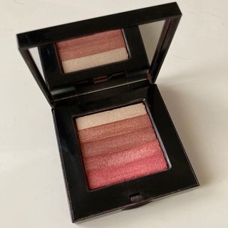 ボビイブラウン(BOBBI BROWN)のボビイブラウン　BOBBI BROWN シマーブリック　ローズ(チーク)