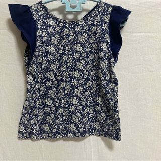 ユニクロ(UNIQLO)の110㎝　UNIQLO リバティロンドン　小花柄　トップス(Tシャツ/カットソー)