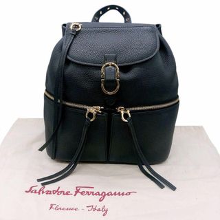 サルヴァトーレフェラガモ(Salvatore Ferragamo)のフェラガモ ガンチーニ レザー バックパック/リュック ブラック(リュック/バックパック)