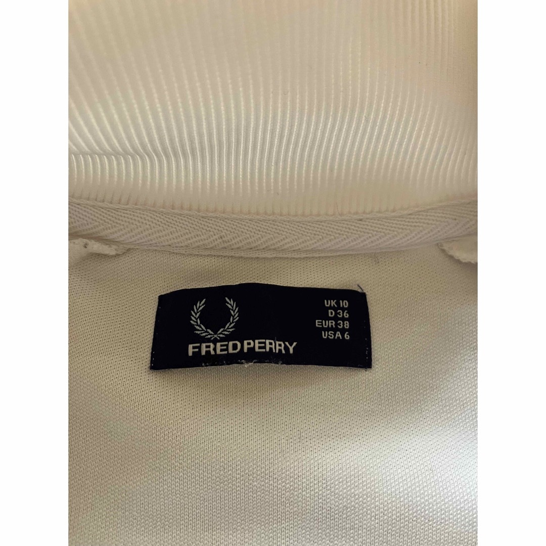 FRED PERRY(フレッドペリー)のフレッドペリー　ジャージ レディースのトップス(トレーナー/スウェット)の商品写真