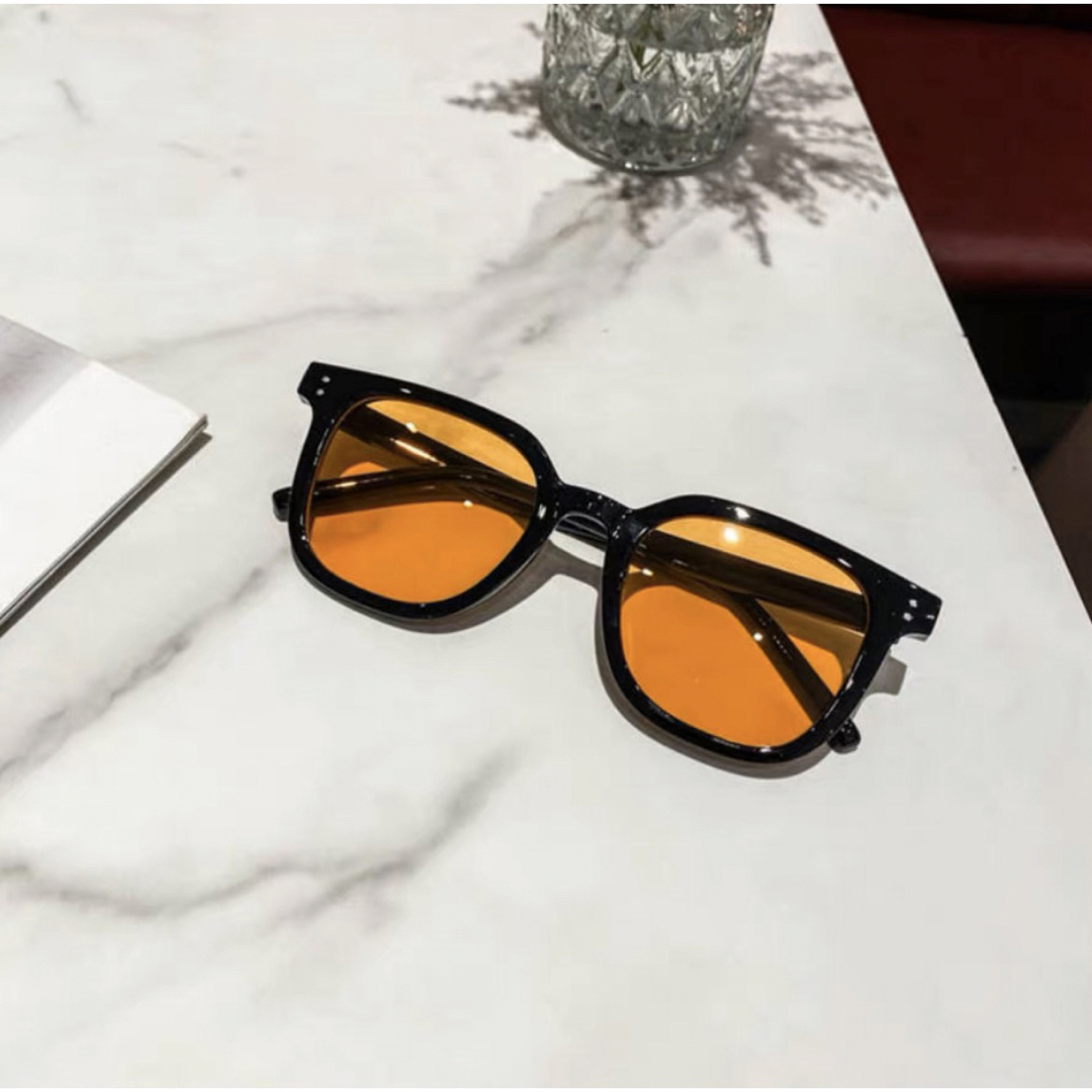 【在庫わずか】カラーサングラス　オレンジ　UVカット　男女兼用　 メンズのファッション小物(サングラス/メガネ)の商品写真