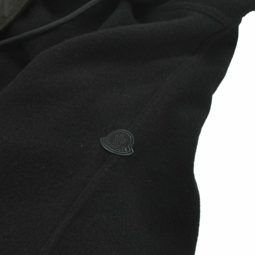 MONCLER(モンクレール)の【BLACK】モンクレール ポンチョ レディースのジャケット/アウター(ポンチョ)の商品写真