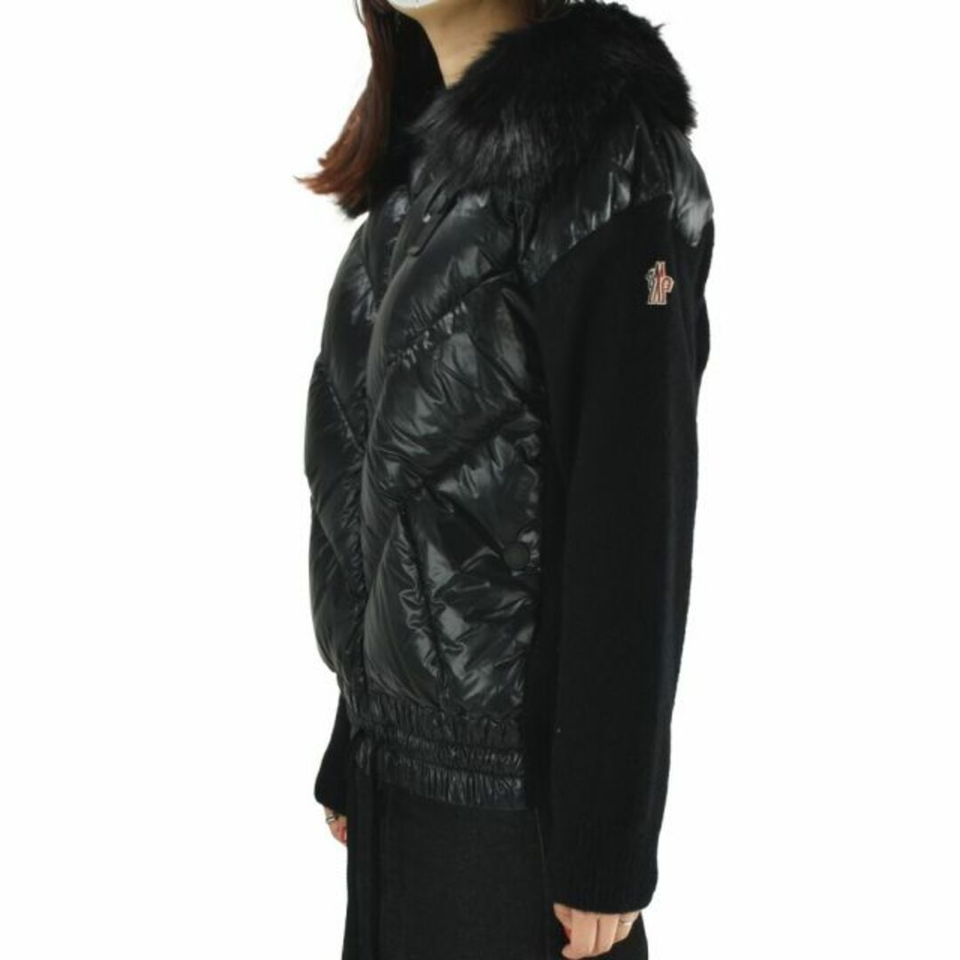 MONCLER(モンクレール)の【BLACK】モンクレール ダウンコート  レディースのジャケット/アウター(ダウンジャケット)の商品写真