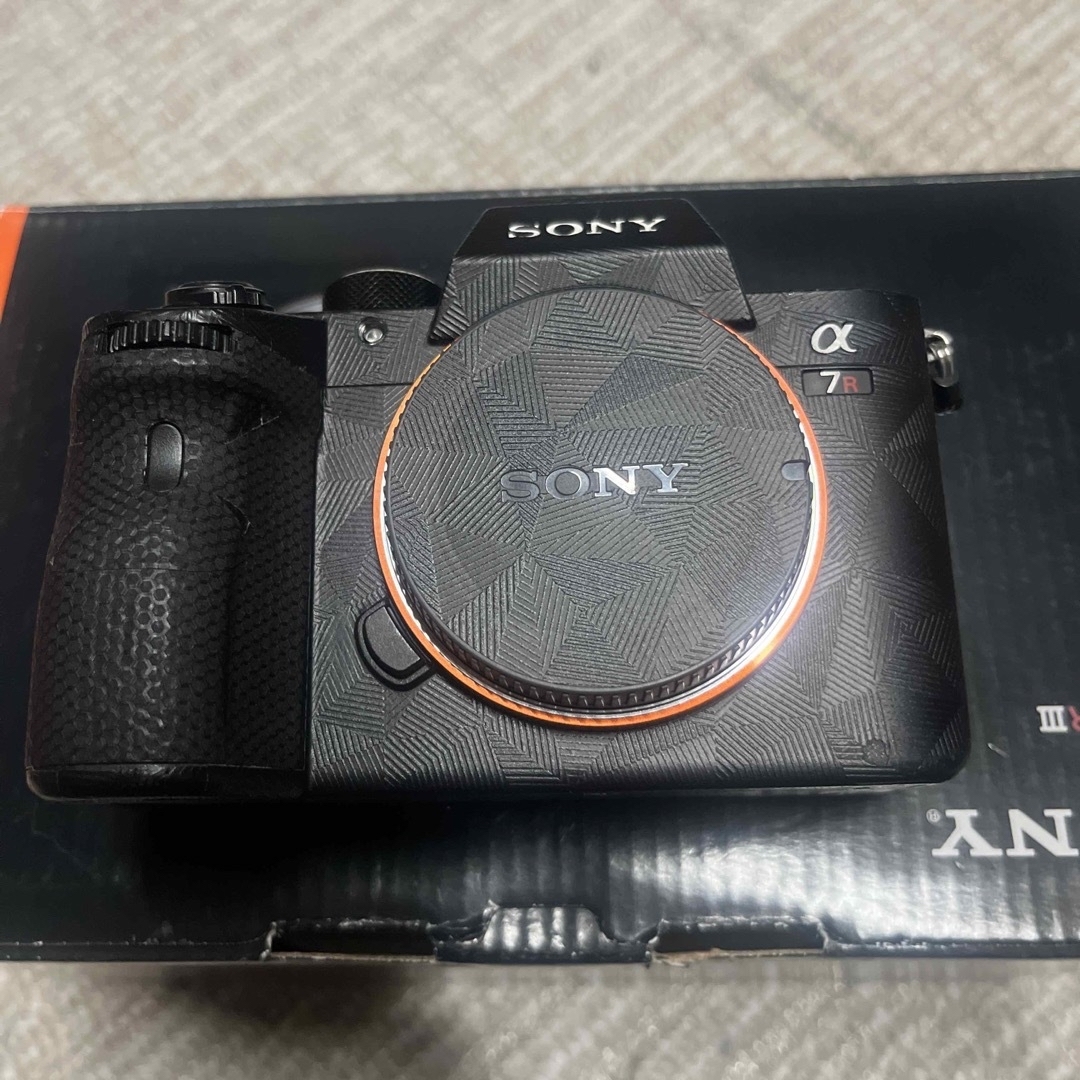 SONY(ソニー)のSONY α7RⅢ ILCE-7RM3 本体 スマホ/家電/カメラのカメラ(ミラーレス一眼)の商品写真