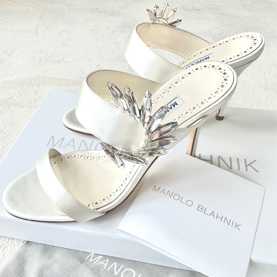 新品未使用!! Manolo Blahnik マノロブラニク サンダル