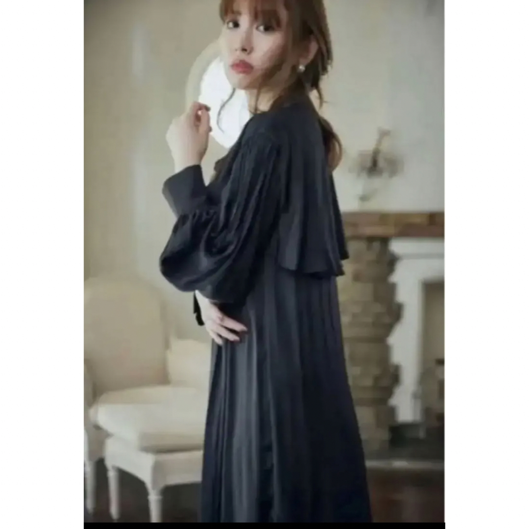 herlipto Tie-Neck Vintage Satin Dress