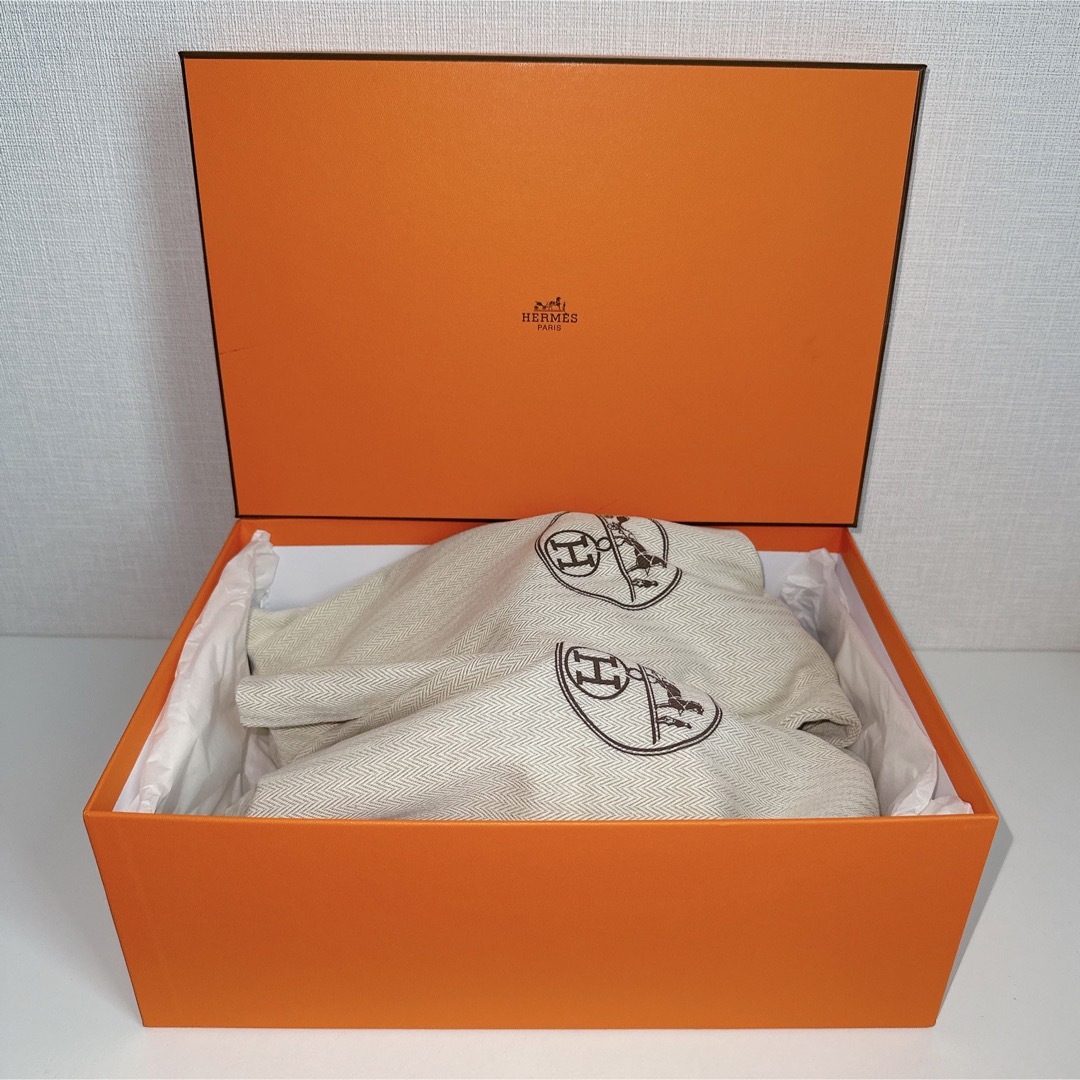 Hermes(エルメス)の【新品・未開封品】エルメス サンダル シプレ 36.5 ベージュ ブラウン 茶色 レディースの靴/シューズ(サンダル)の商品写真