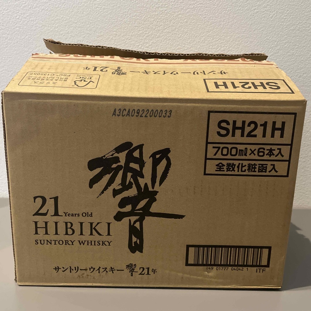 サントリー(サントリー)の涼介様専用サントリー響21年　4本せあ 食品/飲料/酒の酒(ウイスキー)の商品写真