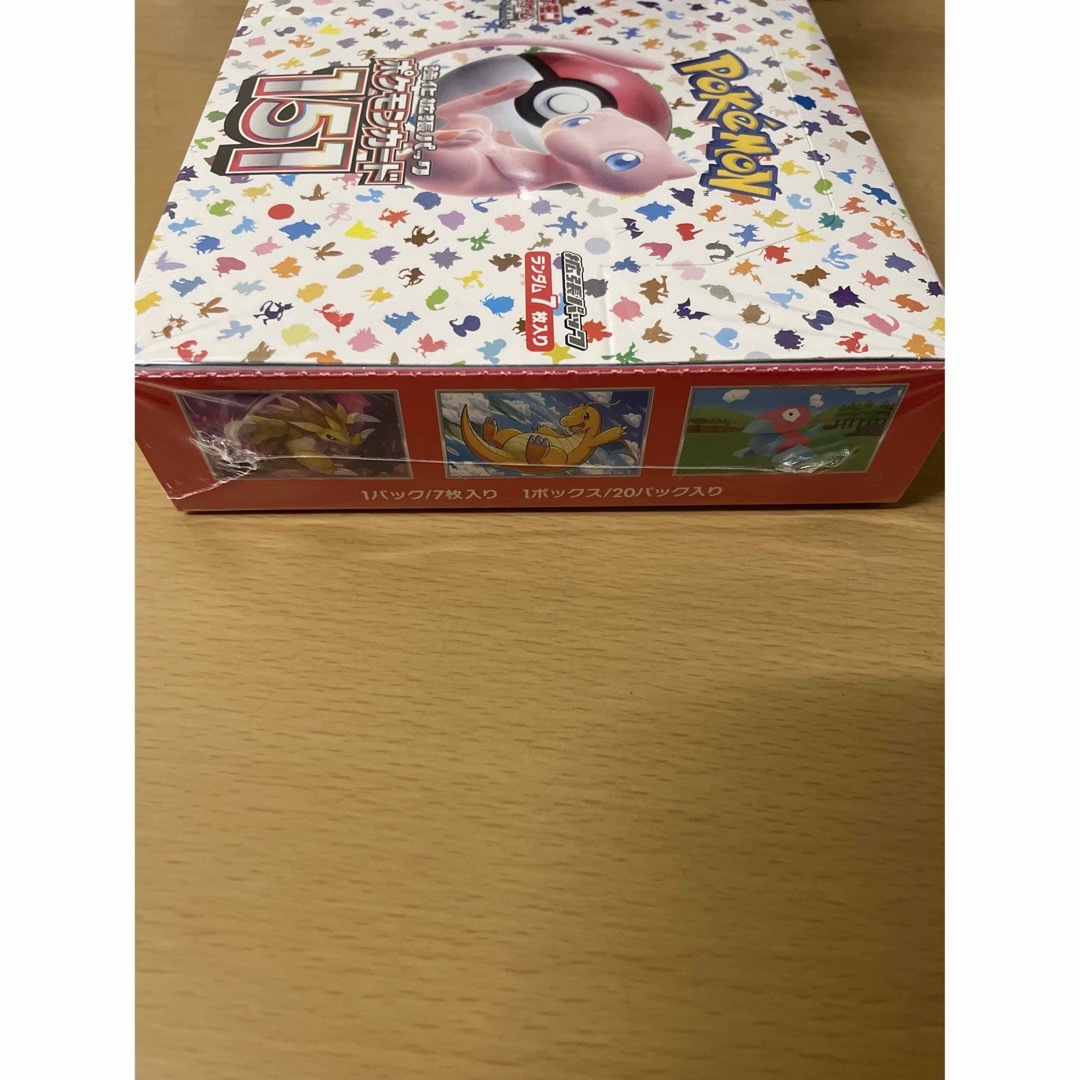 ポケモン(ポケモン)のポケモンカード　151   1ボックス　シュリンク付き エンタメ/ホビーのトレーディングカード(Box/デッキ/パック)の商品写真