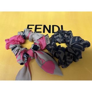 ■新品■未使用■ FENDI フェンディ 総柄 リボン シュシュ ヘアゴム ヘアアクセサリー レディース ピンク系×マルチカラー AK7872