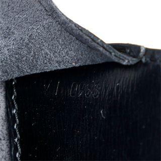 LOUIS VUITTON - ルイ ヴィトン エピ クリュニー ショルダーバッグ
