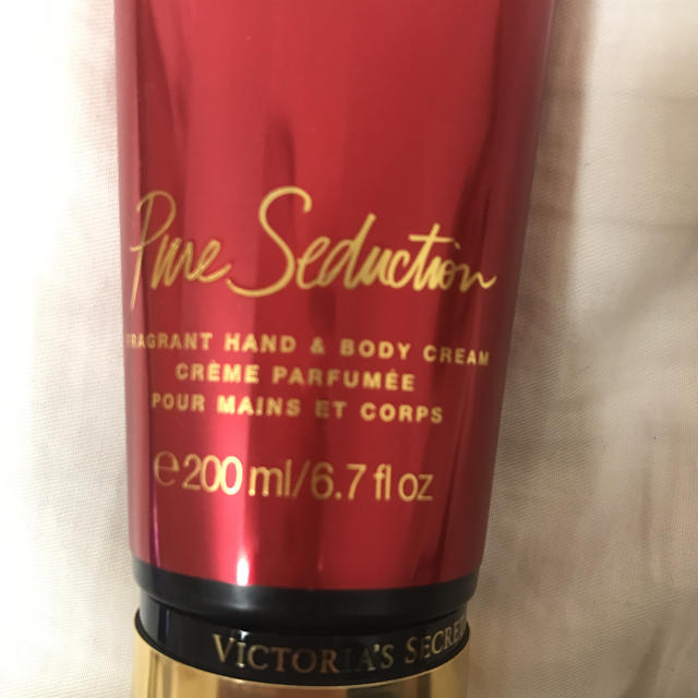 Victoria's Secret(ヴィクトリアズシークレット)のピュアセダクション ハンドクリーム コスメ/美容のボディケア(ハンドクリーム)の商品写真