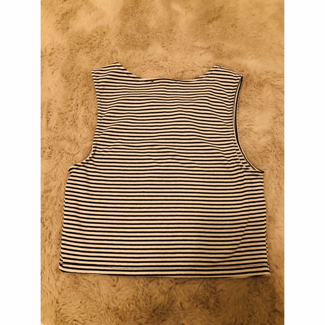 FOREVER 21(フォーエバートゥエンティーワン)のForever 21 B&W top レディースのトップス(Tシャツ(半袖/袖なし))の商品写真