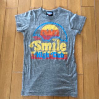 ジャンクフード(JUNK FOOD)のジャンクフード半袖スマイルTシャツ新品同様品(Tシャツ(半袖/袖なし))