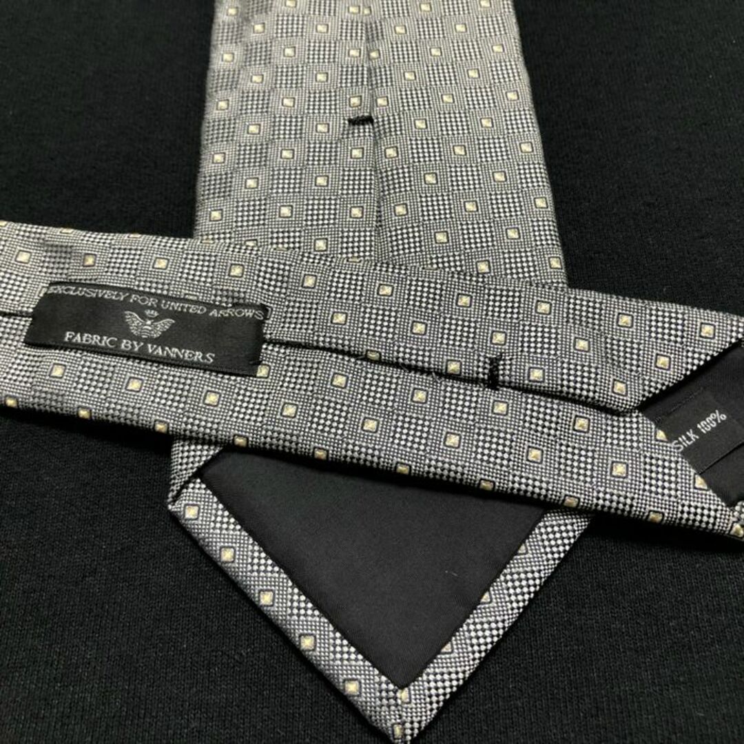 UNITED ARROWS(ユナイテッドアローズ)のユナイテッドアローズ スクエア グレー ネクタイ A102-C17 メンズのファッション小物(ネクタイ)の商品写真