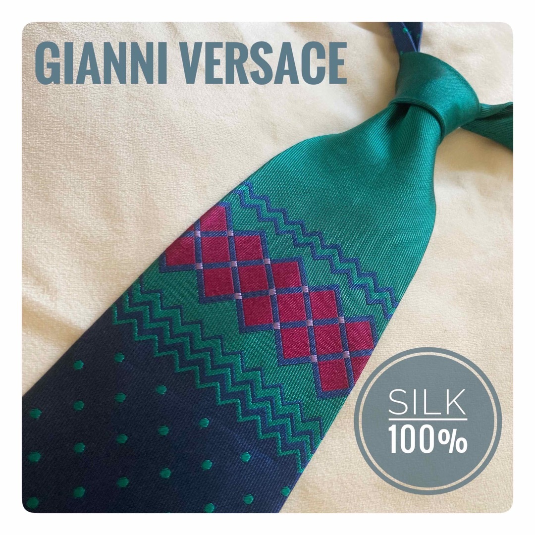 Gianni Versace(ジャンニヴェルサーチ)の【Gianni Versace】幾何学模様 グリーン ネクタイ メンズのファッション小物(ネクタイ)の商品写真