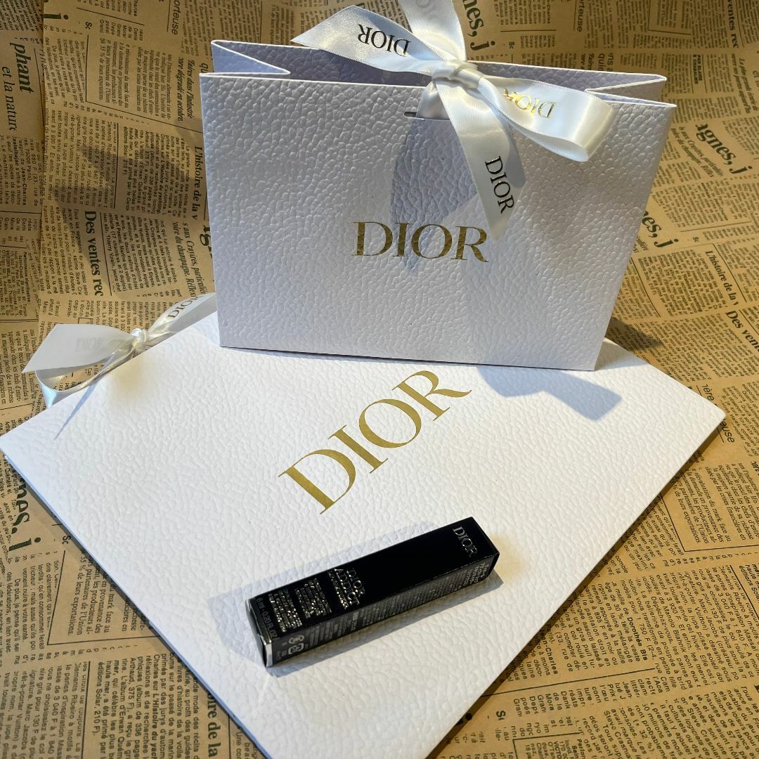 dior アディクト リップ マキシマイザー 新品未使用 コスメ/美容のベースメイク/化粧品(リップグロス)の商品写真