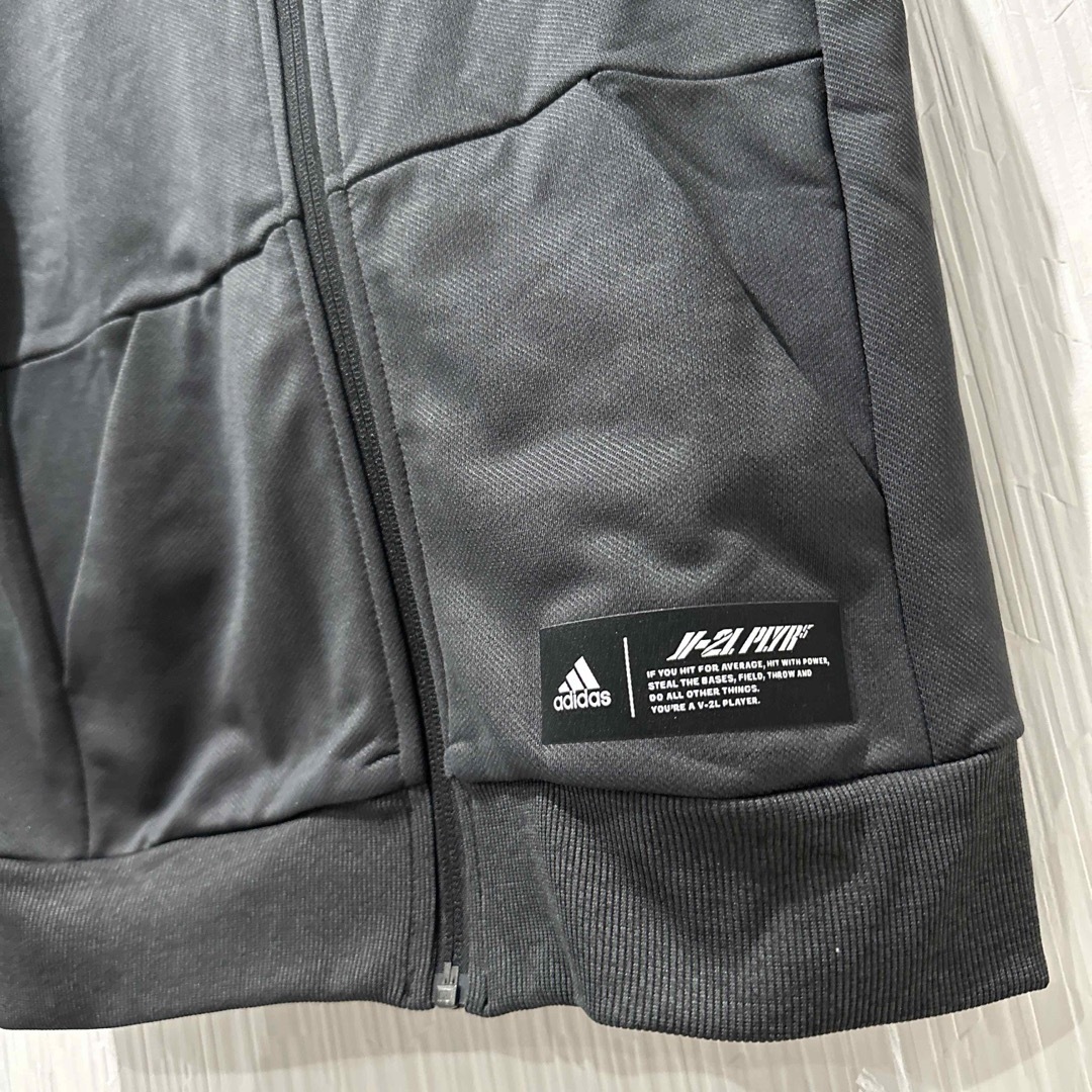 adidas(アディダス)のadidasアディダスジュニア野球ベースボールウェア 半袖スウェット140㎝新品 スポーツ/アウトドアの野球(ウェア)の商品写真