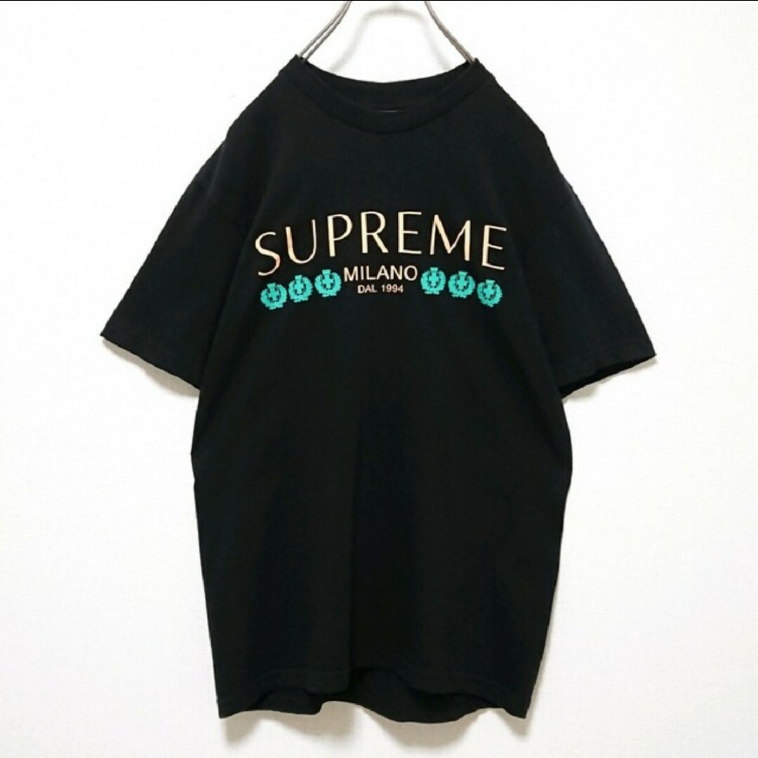 Supreme(シュプリーム)の希少　シュプリーム　フロント　ミラノ　プリント　ロゴ　ブラック　半袖　Tシャツ メンズのトップス(Tシャツ/カットソー(半袖/袖なし))の商品写真