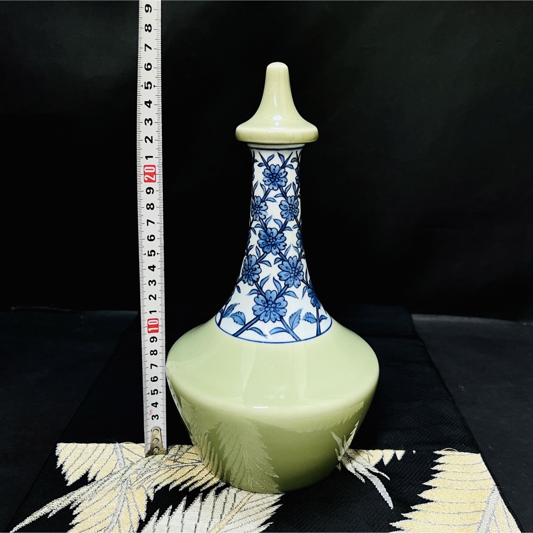 美品 源右衛門 青磁木の葉文 ティファニー 青磁染付 かけわけ酒瓶 ワイン瓶
